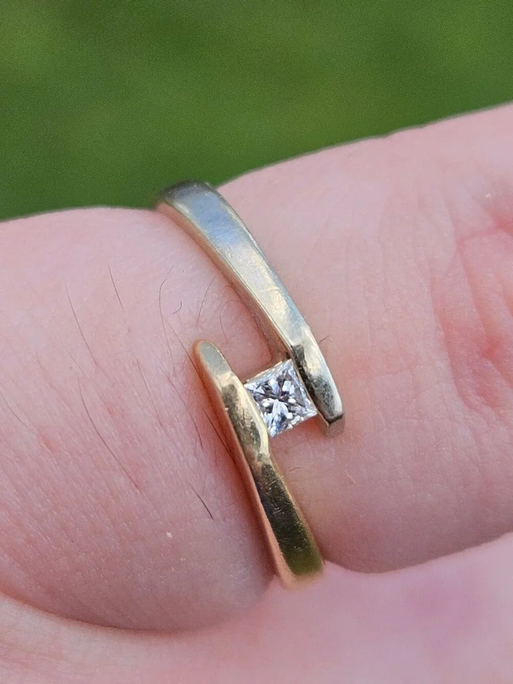 14K 2 Tone White Yellow Gold Princess Cut Diamond Tension Set Bypass Ring Size 6